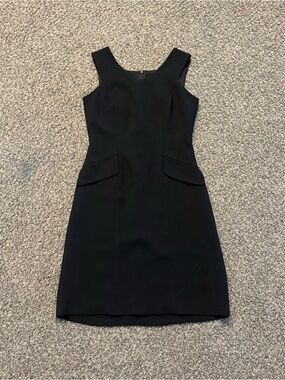 C&M French Classic Black Sheath Dress - Sleek Sleeveless Design